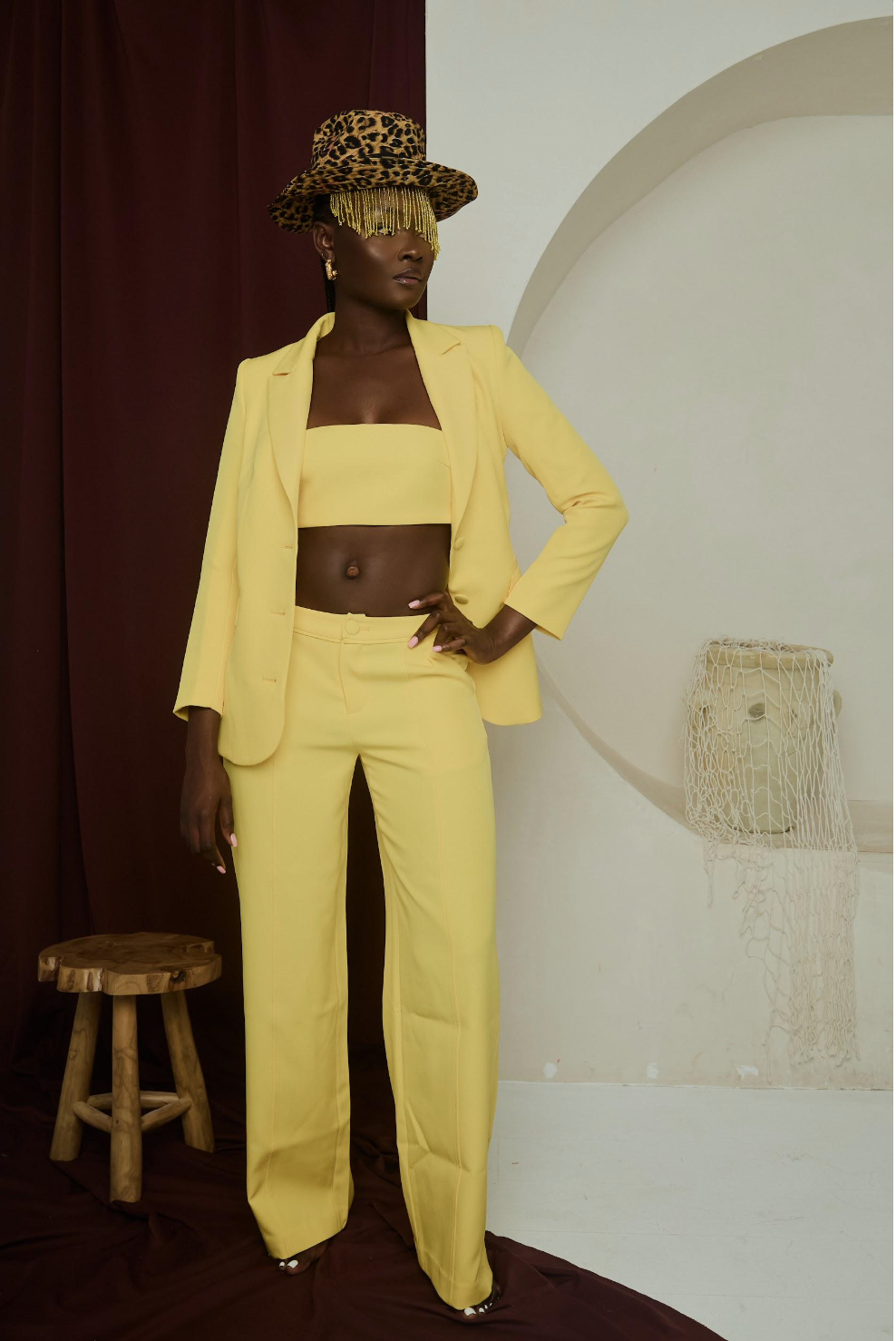 Modern Empress Suit – Oversized Blazer, Bandeau, and Low-Waist Trousers